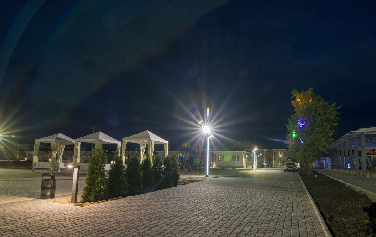 Welcome Summer Hotel Zatoka Exterior foto